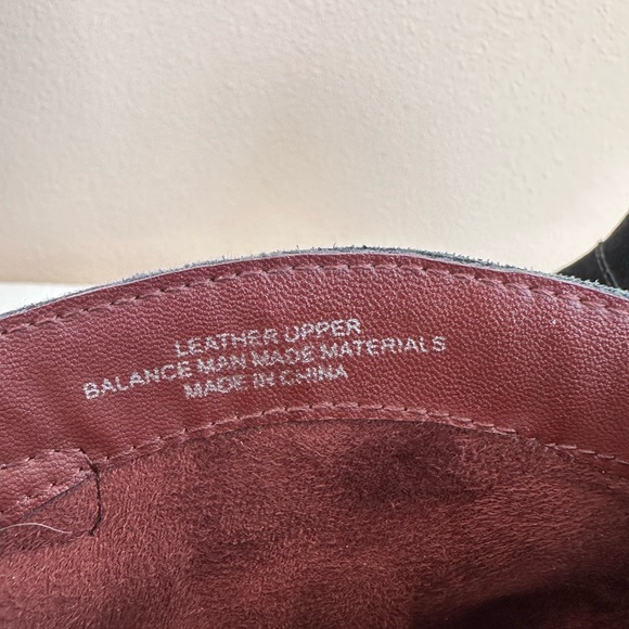 B.O.C. Black Suede Tassel Zip Ankle Booties Women’s 8M - Picture 12 of 13